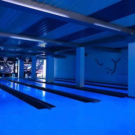 Bowling Hostel-3