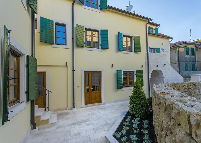 Hostel Dvor Split